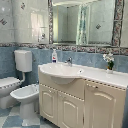 Franca Apartment *